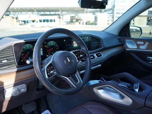 Used 2020 Mercedes-Benz GLE 350 4MATIC image 9