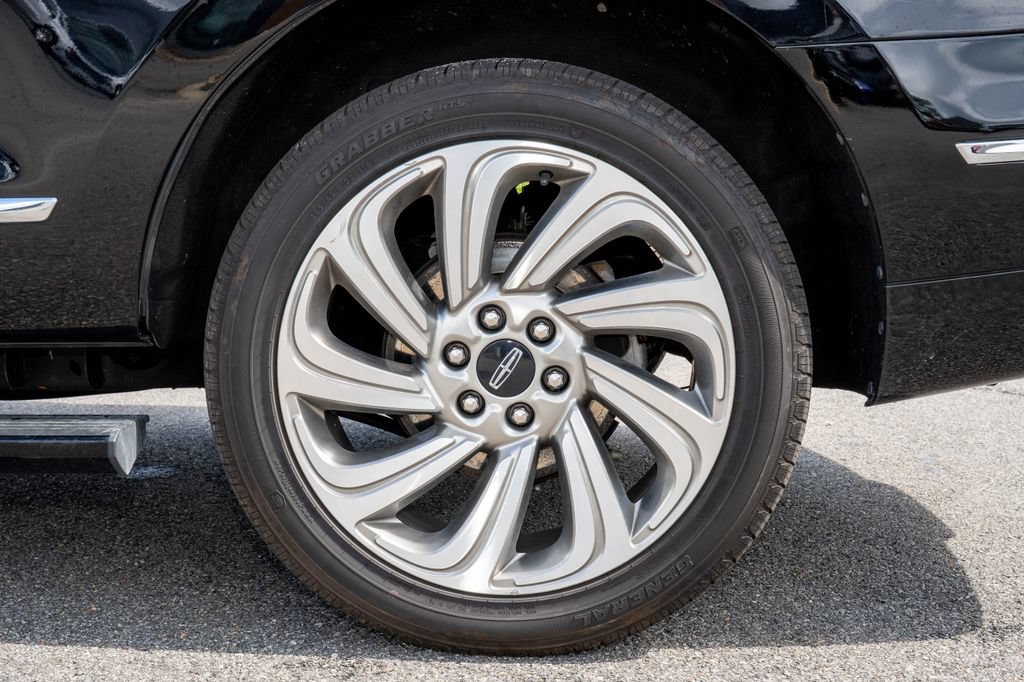Used 2024 Lincoln Navigator Reserve AWD/4WD image 34