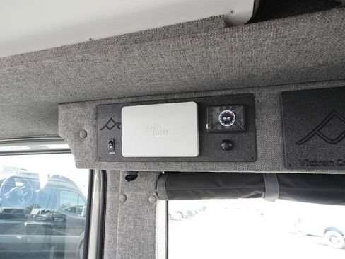 Used 2022 Mercedes-Benz Sprinter 2500 image 30