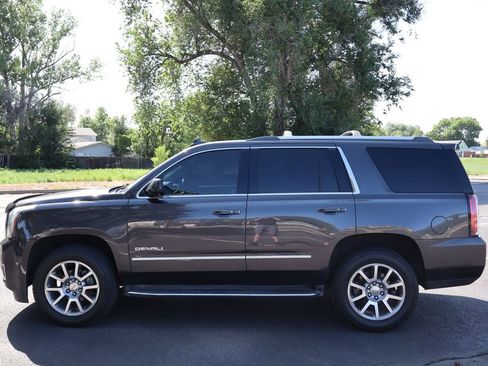 Used 2018 GMC Yukon Denali image 9