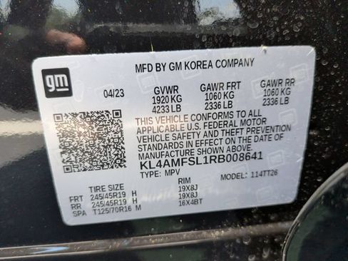 Used 2024 Buick Encore GX Avenir w/ Avenir Convenience Package FWD image 37