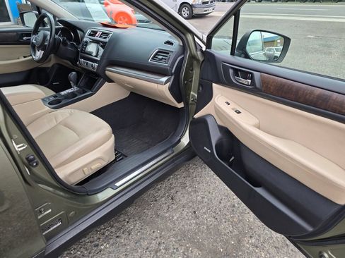 Used 2015 Subaru Outback 2.5i Limited AWD/4WD image 12