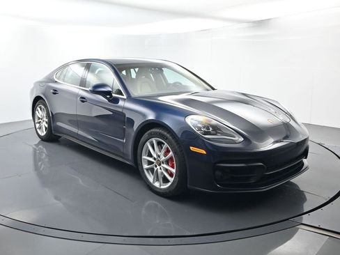 Certified 2023 Porsche Panamera 4S image 17