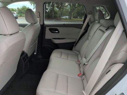 Certified 2024 Nissan Rogue SL w/ SL Premium Package FWD image 14