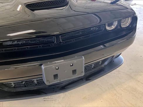 Used 2023 Dodge Challenger R/T w/ Blacktop Package image 30