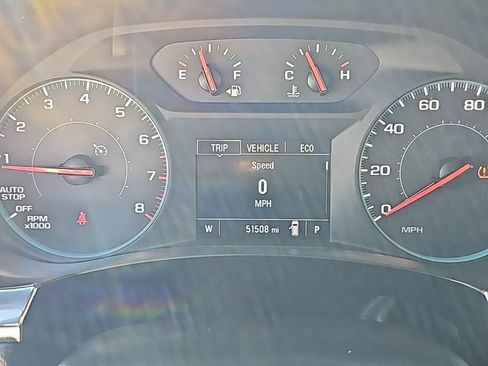 Used 2023 Chevrolet Traverse LT image 17