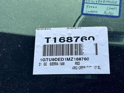 Used 2021 GMC Sierra 1500 SLT w/ SLT Convenience Package AWD/4WD image 14