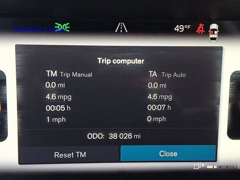 Certified 2023 Volvo XC40 B5 Plus w/ Driver Assist Package AWD/4WD image 24