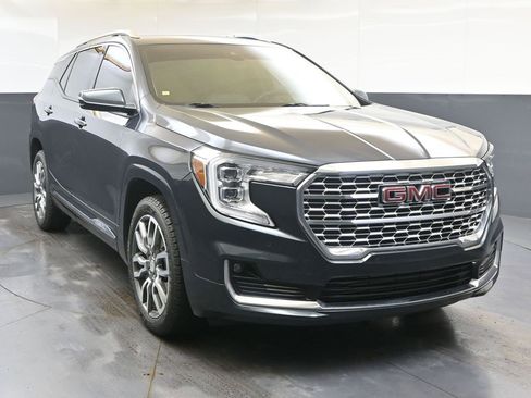 Used 2022 GMC Terrain Denali image 8
