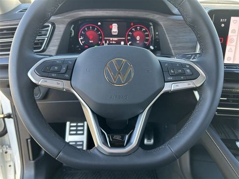 New 2026 Volkswagen Atlas SEL Premium R-Line image 19