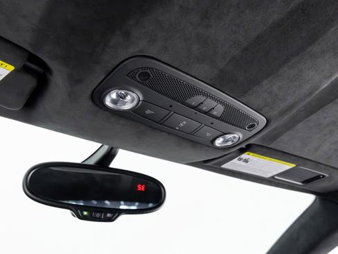 Used 2015 Audi R8 Competition image 27