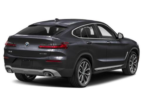 Used 2022 BMW X4 xDrive30i w/ Premium Package 2 AWD/4WD image 2