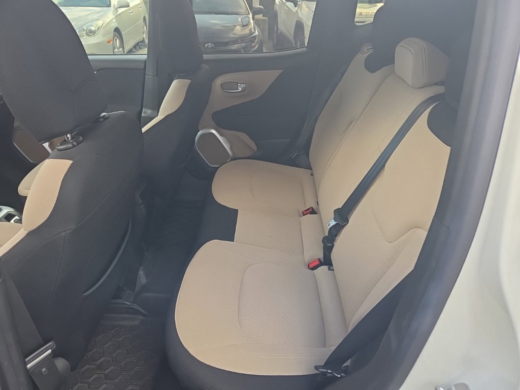 Used 2015 Jeep Renegade Sport w/ Power & Air Group FWD image 11
