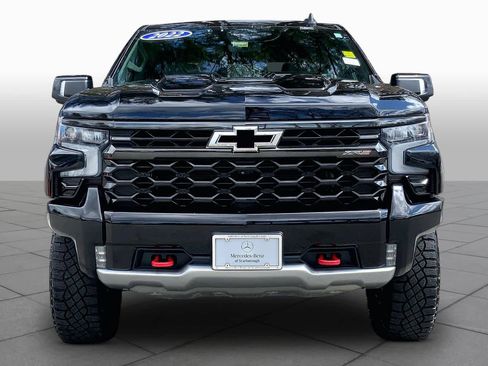 Used 2022 Chevrolet Silverado 1500 ZR2 w/ Technology Package image 4