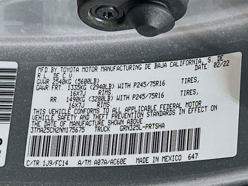 Used 2022 Toyota Tacoma SR5 RWD image 27