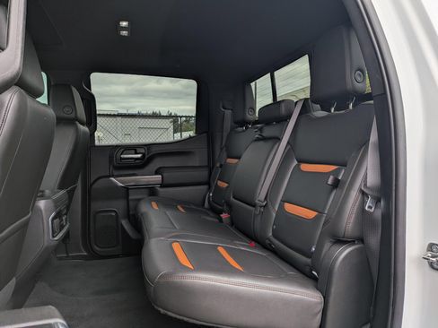 Used 2020 GMC Sierra 1500 AT4 w/ AT4 Premium Package AWD/4WD image 7