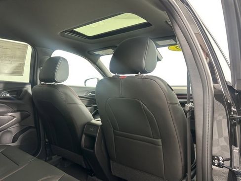 New 2026 Chevrolet Trax RS w/ Sunroof Package image 16