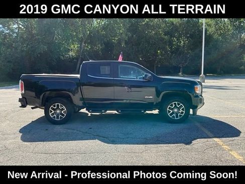 Used 2019 GMC Canyon All Terrain w/ All Terrain X Package AWD/4WD image 6