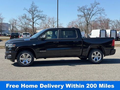 New 2026 RAM 1500 4x4 Crew Cab image 11