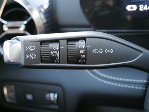 New 2025 Chevrolet Blazer EV AWD Police w/ Remote Keyless Entry Package image 24