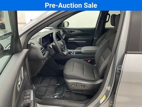 Certified 2024 Chevrolet Traverse LT image 7