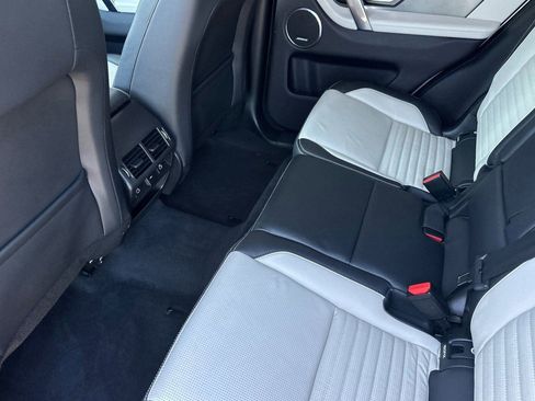 Certified 2022 Land Rover Discovery Sport S R-Dynamic AWD/4WD image 13