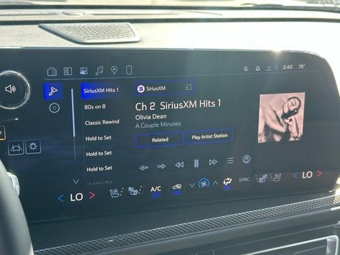 New 2026 Chevrolet Traverse High Country w/ LPO, Floor Liner Package AWD/4WD image 8