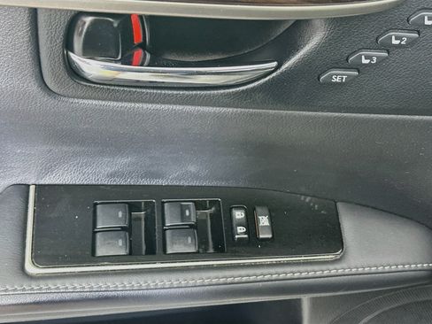 Used 2017 Lexus ES 300h FWD image 15