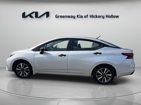 Used 2024 Nissan Versa S w/ S Plus Package image 5