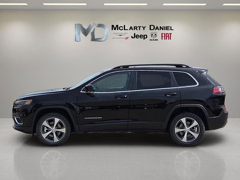 Used 2022 Jeep Cherokee Limited AWD/4WD image 3