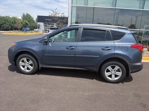 Used 2013 Toyota RAV4 XLE AWD/4WD image 17