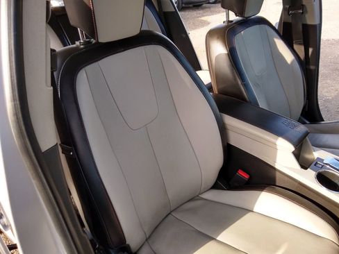 Used 2012 Chevrolet Equinox LT image 18