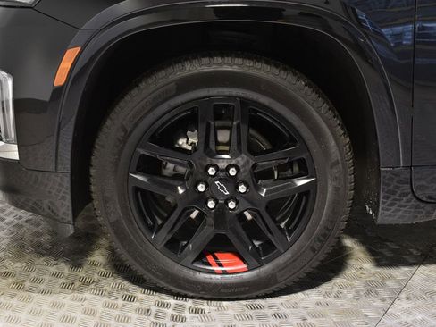 Used 2023 Chevrolet Traverse Premier w/ Redline Edition image 36