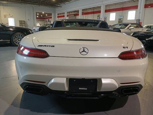 Used 2018 Mercedes-Benz AMG GT Roadster image 5