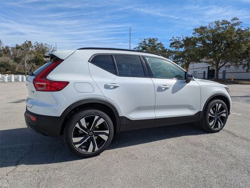 New 2026 Volvo XC40 B5 Ultra w/ Protection Package Premier image 6