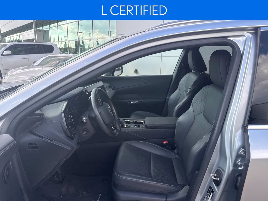 Used 2024 Lexus RX 350 Premium w/ Accessory Package (Z1) FWD image 2