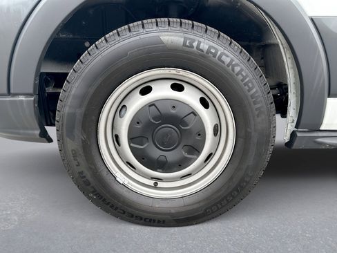 Used 2017 Ford Transit 150 XL image 11