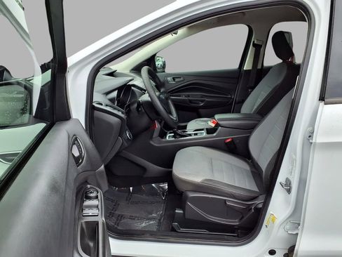 Used 2019 Ford Escape S FWD image 23