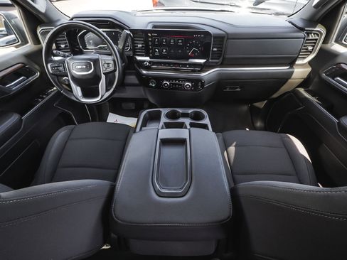 Used 2023 GMC Sierra 1500 Elevation image 36