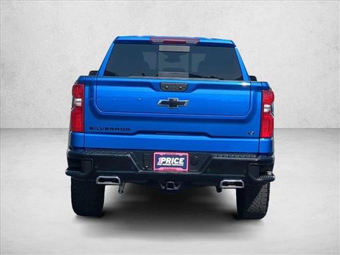 Used 2023 Chevrolet Silverado 1500 LT Trail Boss w/ LT Trail Boss Premium Package AWD/4WD image 6