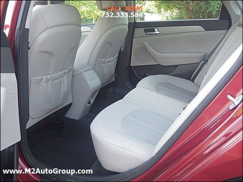 Used 2016 Hyundai Sonata SE image 12