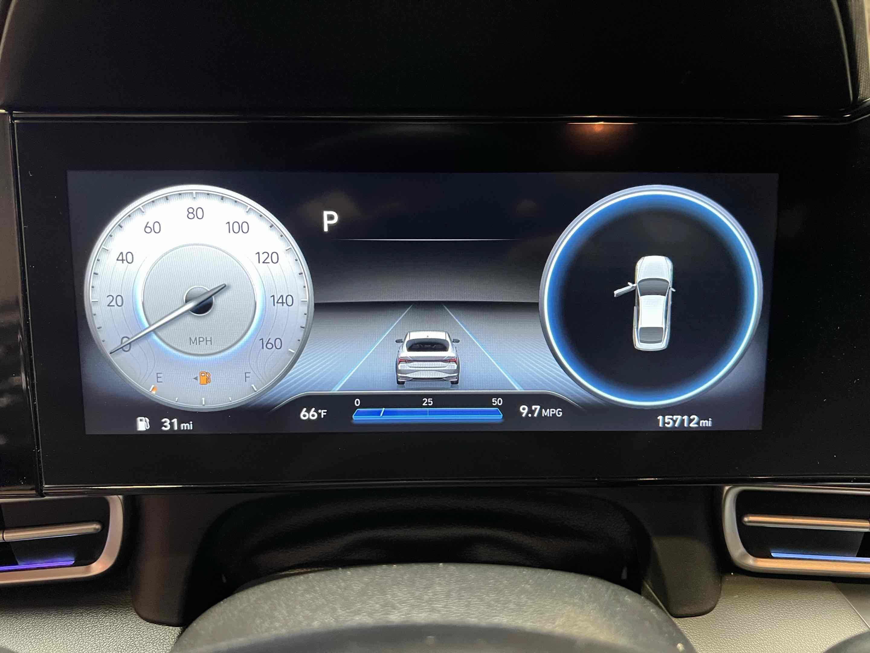 Used 2023 Hyundai Elantra Limited FWD image 7