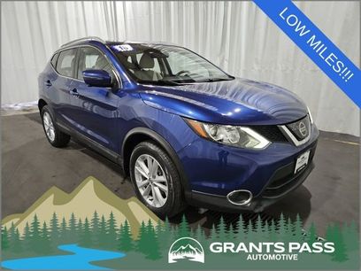 Used 2018 Nissan Rogue Sport SV w/ SV Technology Package