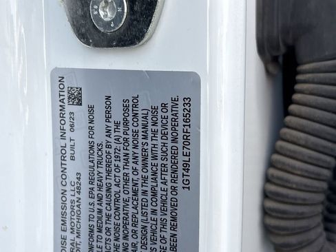 Used 2024 GMC Sierra 2500 Pro w/ Convenience Package image 34