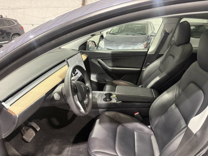 Used 2021 Tesla Model Y Long Range AWD/4WD image 19