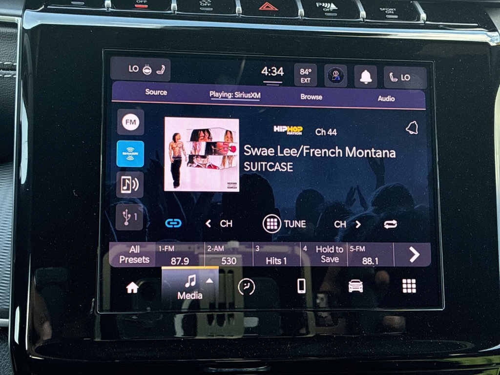 New 2025 Jeep Grand Cherokee Laredo X w/ Luxury Tech Group I RWD image 24