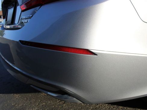 Used 2022 Honda Accord Sport image 10