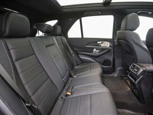 Used 2024 Mercedes-Benz GLE 450 4MATIC image 26