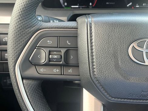 New 2025 Toyota Tacoma TRD Off-Road image 19