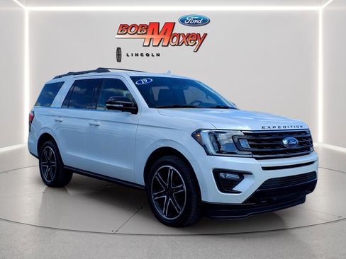 Used 2019 Ford Expedition Limited w/ Equipment Group 303A AWD/4WD image 3